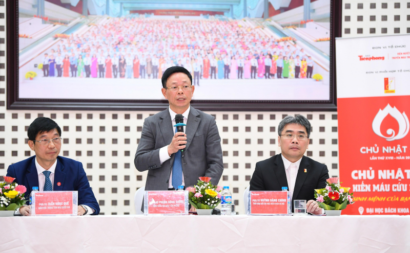 Lượng máu tiếp nhận từ 