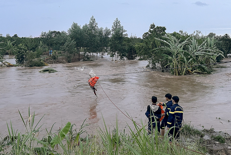 Điểm tựa của nhân dân trong hoạn nạn