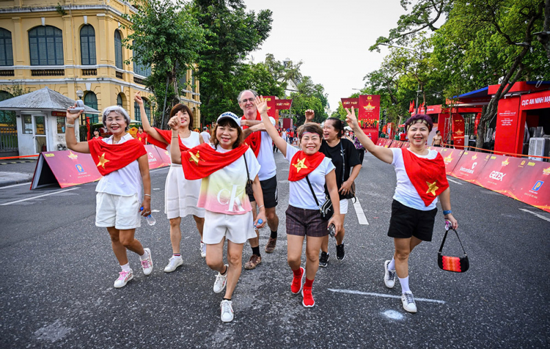 “Cùng Việt Nam tiến bước” - Dấu ấn thể thao cộng đồng chưa từng có tiền lệ -0