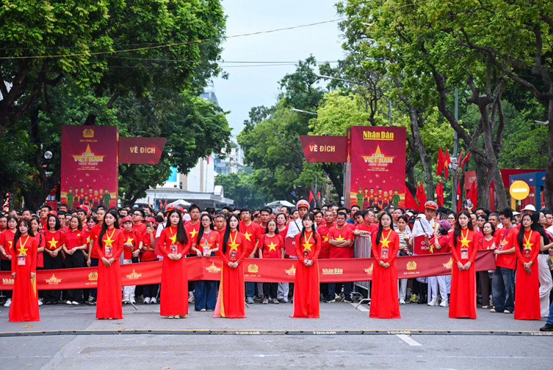 “Cùng Việt Nam tiến bước” - Dấu ấn thể thao cộng đồng chưa từng có tiền lệ -2