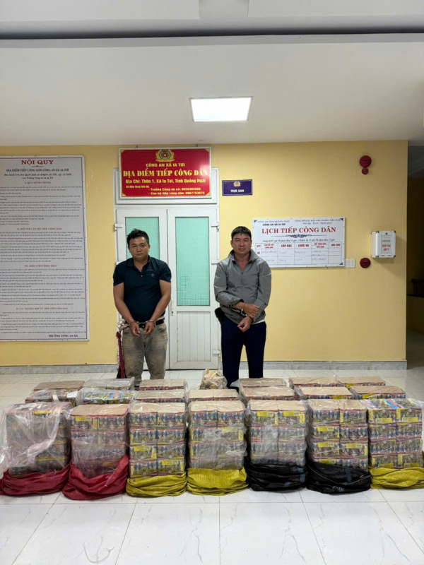 Quảng Ngãi: Triệt xóa nhóm vận chuyển pháo lậu đường sông từ nước ngoài về Việt Nam -0