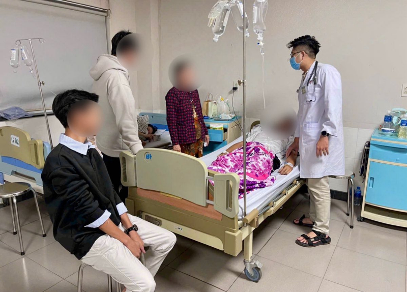 Chủ xe bánh mì ở Phan Thiết bị phạt 92 triệu đồng sau vụ nhiều người ngộ độc -0