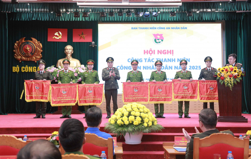 Phát huy mạnh mẽ tinh thần tiên phong, sáng tạo của thanh niên Công an -1