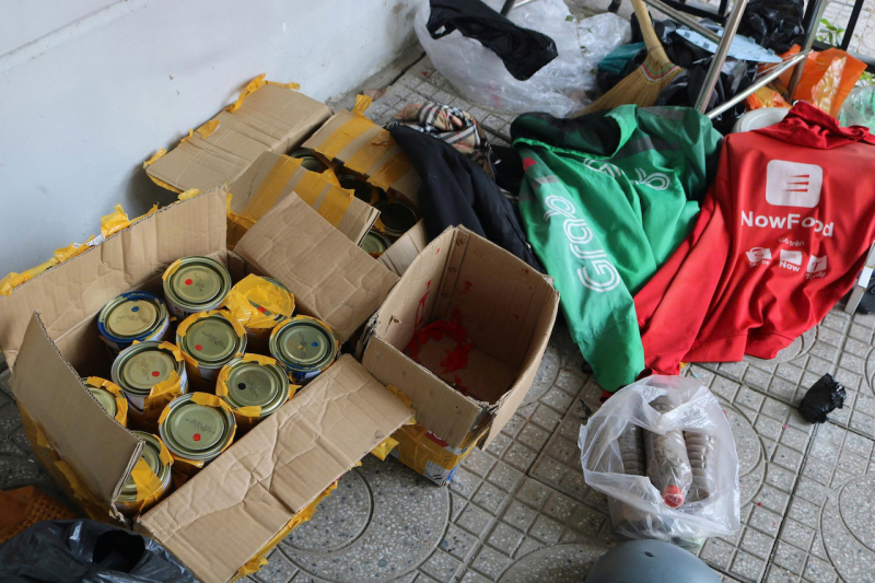 z7405162269894_a31021e113617632c1b85a58a052b793.jpg -0