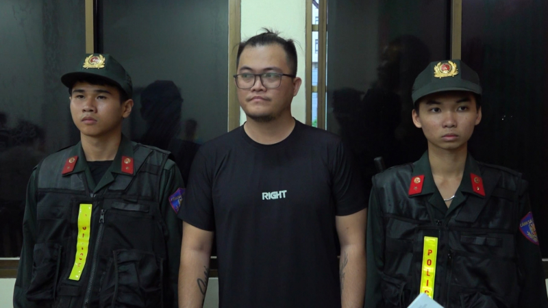 Triệt phá đường dây buôn bán khí cười quy mô lớn, hoạt động liên tỉnh -0