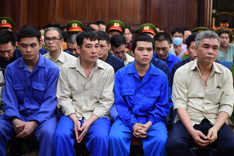 Xét xử 64 bị cáo đưa và nhận hối lộ tại Trung tâm đang kiểm 50-04V -0