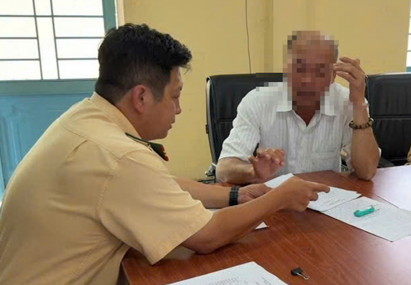 z7410129846310_8a88b86d2efe7c1e83dbcb3a81760849.jpg -0