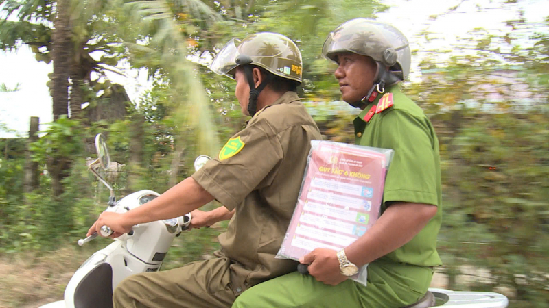 Những bước chân giữ bình yên nơi biên giới Tây Nam -0