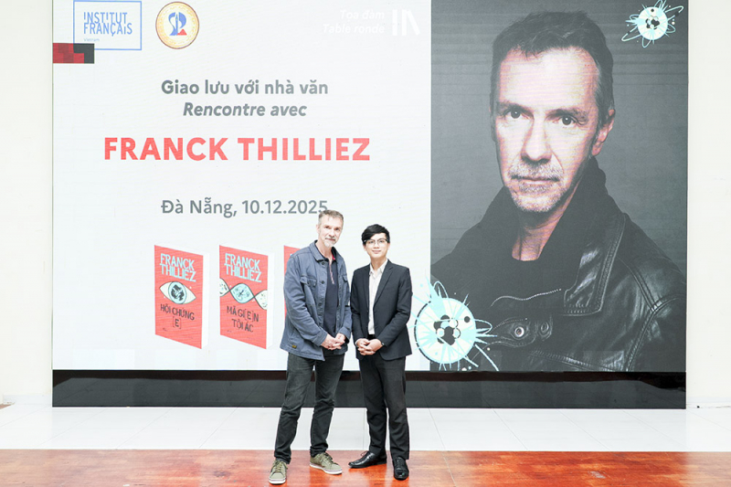 nhà van franck thilliez và tác gi%3f.jpg -1