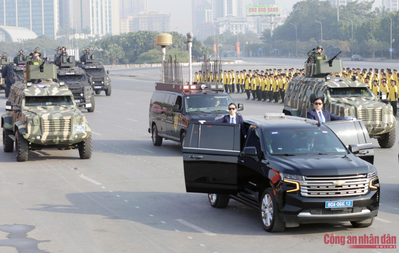 Những khoảnh khắc ấn tượng tại Lễ xuất quân và diễn tập các phương án bảo vệ Đại hội XIV của Đảng -2