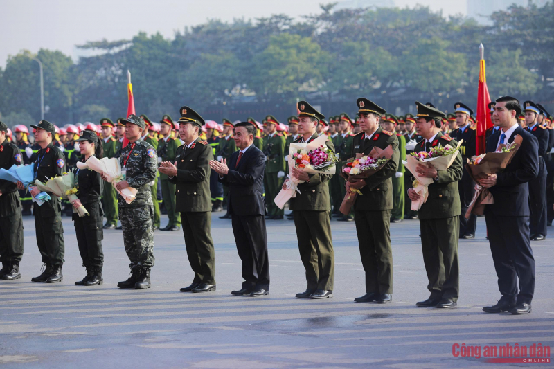 Lực lượng CAND quyết tâm bảo vệ tuyệt đối an toàn Đại hội XIV của Đảng -0