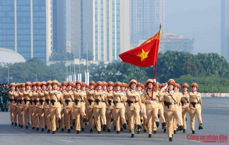Những khoảnh khắc ấn tượng tại Lễ xuất quân và diễn tập các phương án bảo vệ Đại hội XIV của Đảng -4