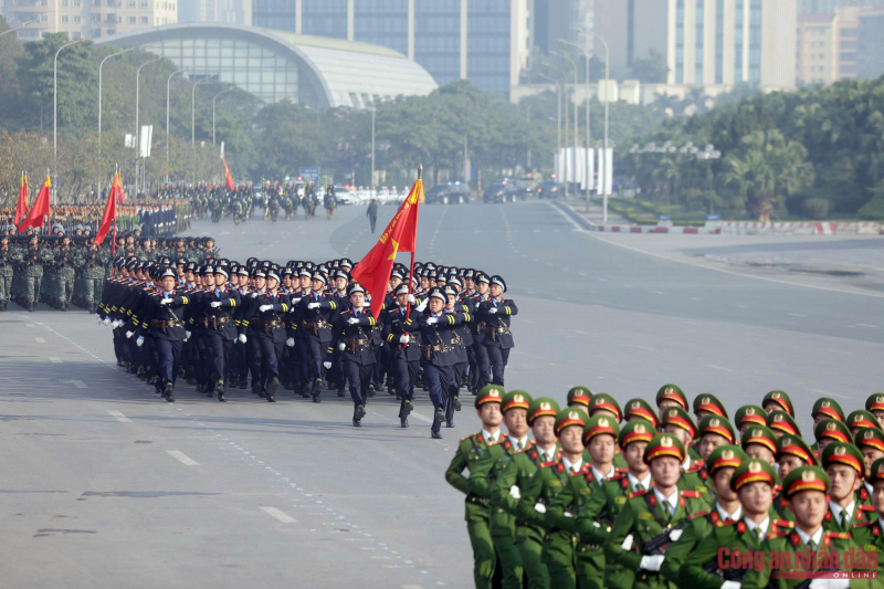 Những khoảnh khắc ấn tượng tại Lễ xuất quân và diễn tập các phương án bảo vệ Đại hội XIV của Đảng -1