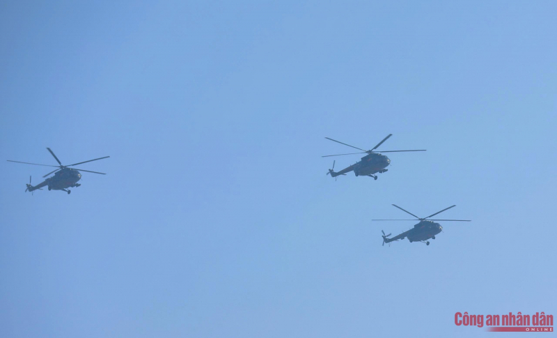 Những khoảnh khắc ấn tượng tại Lễ xuất quân và diễn tập các phương án bảo vệ Đại hội XIV của Đảng -0