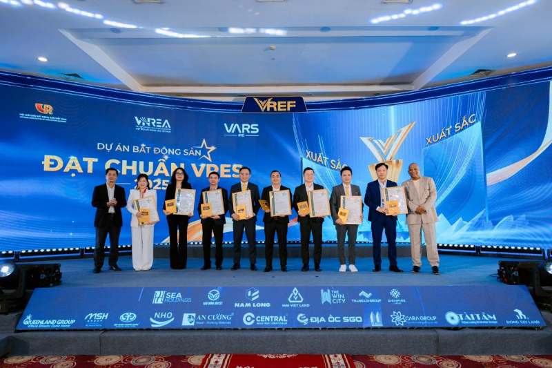 Hội Môi giới bất động sản Việt Nam vinh danh quần thể Sun Group Bãi Cháy -0