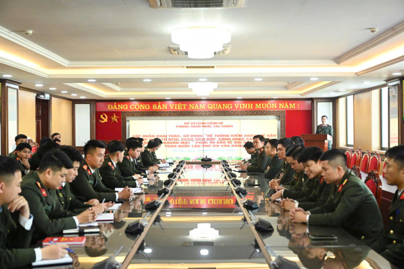 Tập huấn nghiệp vụ cho CBCS Cảnh vệ tham gia bảo vệ Đại hội XIV của Đảng -0