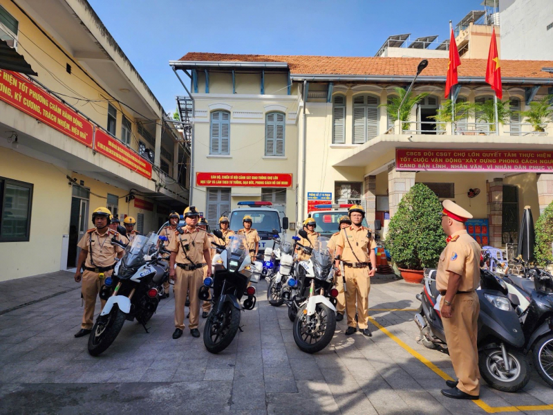 TP Hồ Chí Minh: Tăng cường bảo đảm TTATGT Tết Nguyên đán Bính Ngọ và Đại hội Đảng XIV  -0