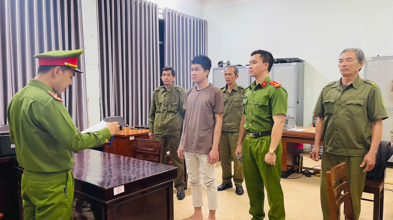 Đối tượng đâm chết người tình của mẹ từng “đi lạc” ở tỉnh Khánh Hòa -0