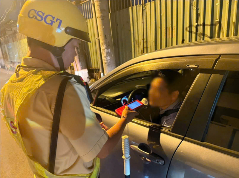 TP Hồ Chí Minh: Tăng cường bảo đảm TTATGT Tết Nguyên đán Bính Ngọ và Đại hội Đảng XIV  -1