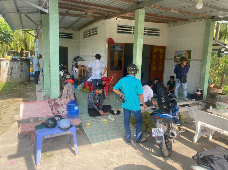 z7425743153122_9330f12e3c4fc1bdb163fcbc0ee2ed56.jpg -0