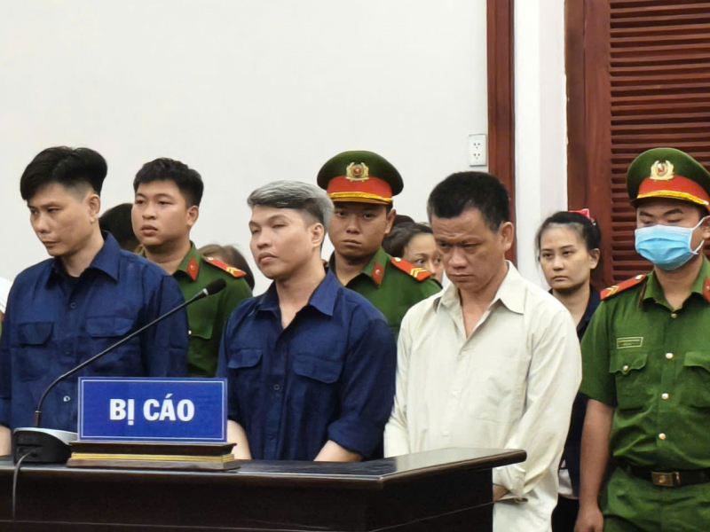 Tử hình kẻ mua bán ma túy cất giữ súng để phòng thân -0