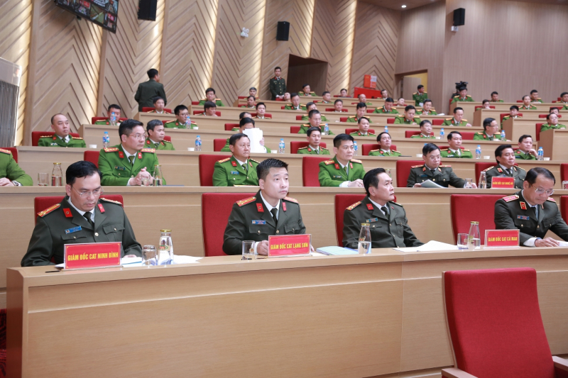 Đấu tranh hiệu quả tội phạm, kiến tạo mạnh mẽ cho phát triển kinh tế - xã hội -0