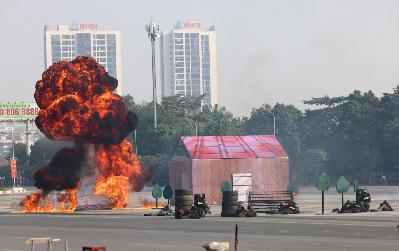 Lực lượng Cảnh sát cơ động sẵn sàng phương án, bảo đảm ANTT Đại hội XIV của Đảng -3