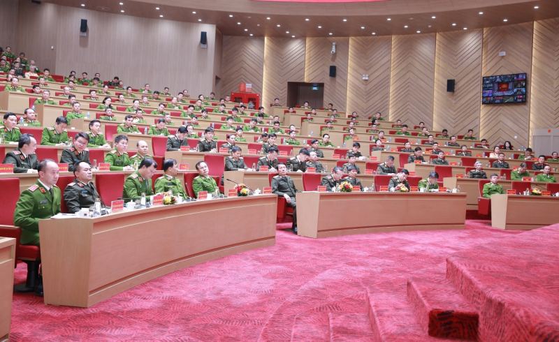 Triển khai quyết liệt, mạnh mẽ các giải pháp phòng, chống tội phạm trong giai đoạn mới -0