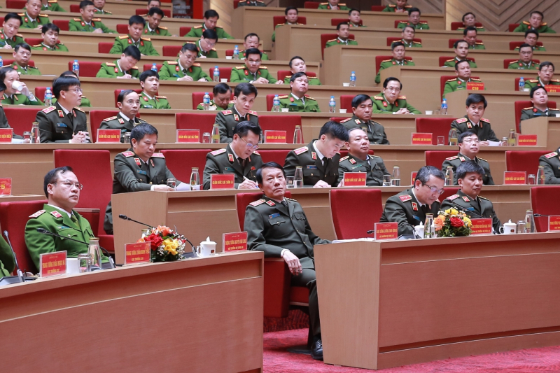 Đấu tranh hiệu quả tội phạm, kiến tạo mạnh mẽ cho phát triển kinh tế - xã hội -0