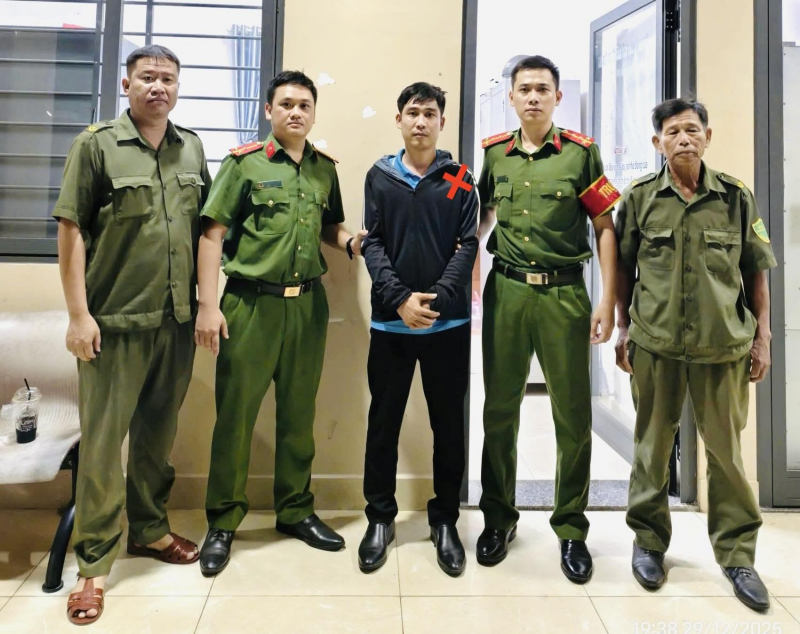 Nhân viên Công ty Cổ phần nhựa Hoa Sen nhận gần 150 triệu đồng từ khách hàng rồi bỏ trốn -0