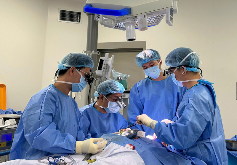 Tái tạo lưỡi cho bệnh nhân ung thư bằng vạt đùi: Đừng bỏ qua những dấu hiệu bất thường -1