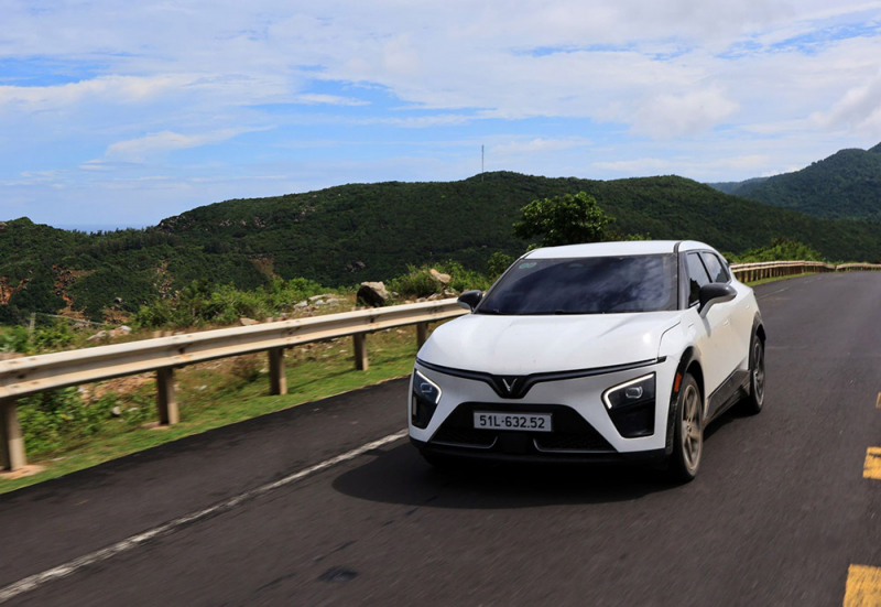 VinFast VF 7: Khi hiệu năng xe sang được “gói” trọn trong mức giá phổ thông -0