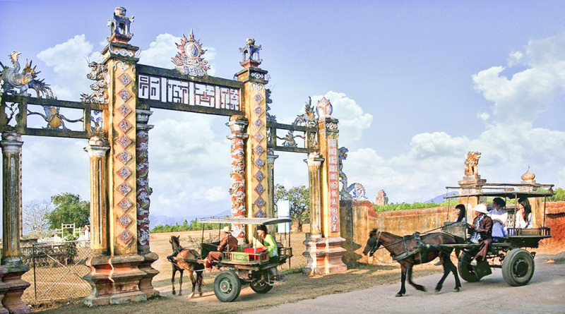 Về thành cổ Đồ Bàn nhớ những tài năng thi ca -0