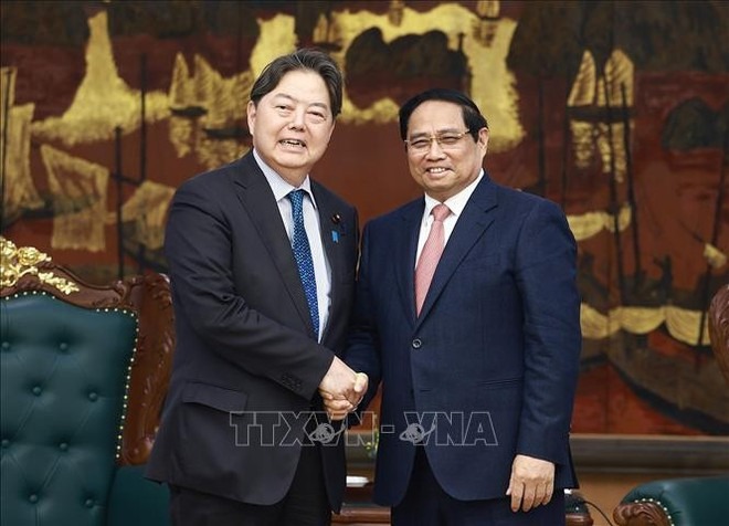 Vietnam wishes to enhance ties with Japan: PM -0