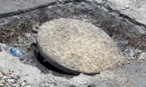 Xuống hố ga cứu đồng nghiệp, cả 2 cùng bị ngạt khí tử vong -0