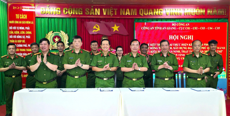 Ký kết kế hoạch phối hợp xây dựng đặc khu Phú Quốc thành 