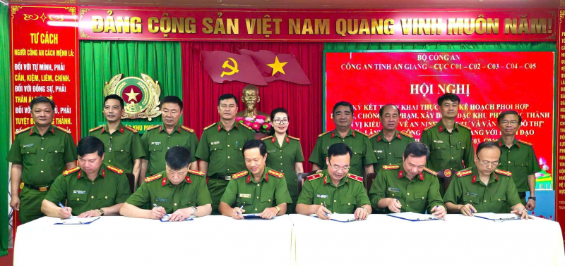 Ký kết kế hoạch phối hợp xây dựng đặc khu Phú Quốc thành 