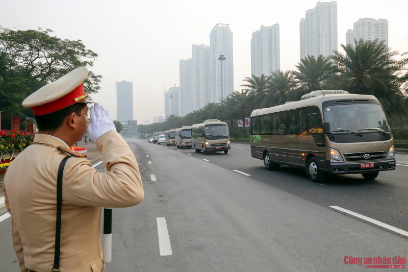 Hanoi Municipal Police Department conducts full-scale rehearsal for 14th National Party Congress -6