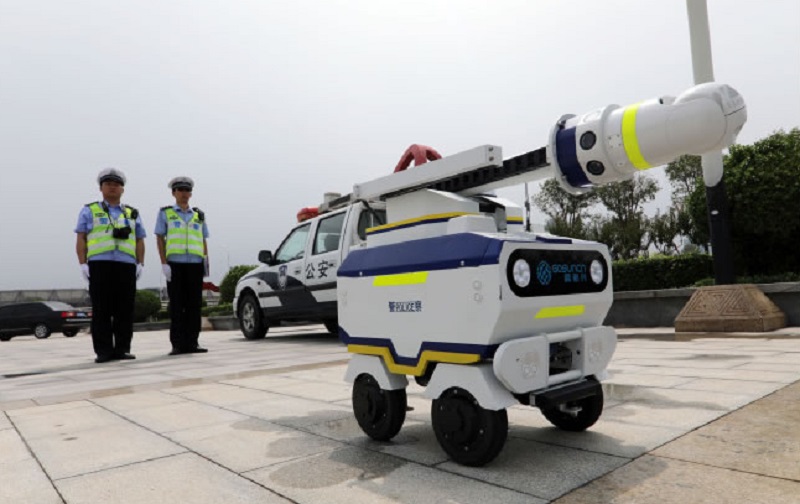 Robot cảnh sát  -0