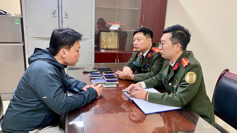 Phát hiện nhóm đối tượng người nước ngoài lừa đảo -1