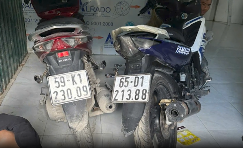 Triệt xóa hai nhóm 