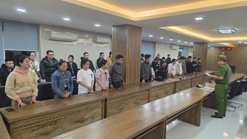 Mua bán tài khoản ngân hàng trái phép, tiếp tay tội phạm “rửa” hàng ngàn tỷ đồng -0