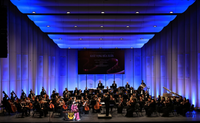 Hoà nhạc “Khát vọng mùa xuân” – kết nối truyền thống và hiện đại, hoà quyện văn hoá Đông, Tây -0