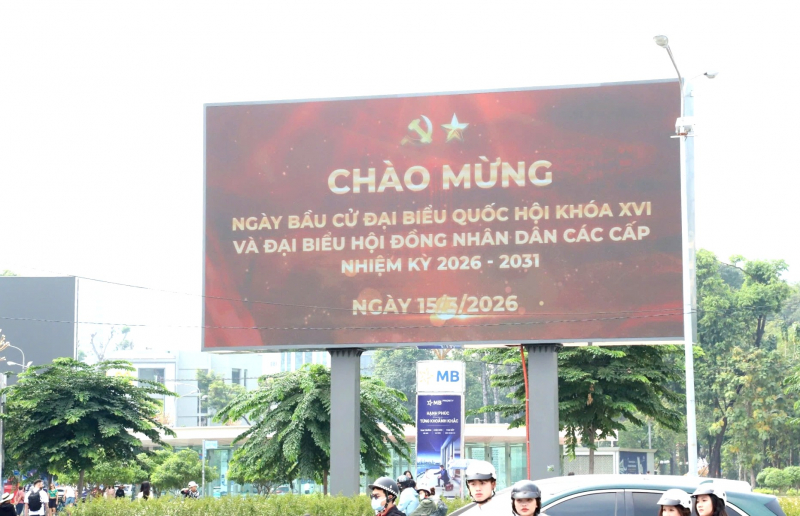TP Hồ Chí Minh rực rỡ cờ, hoa chào mừng Đại hội Đại biểu toàn quốc lần thứ XIV của Đảng -0