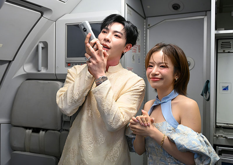 Vietnam Airlines lan tỏa thông điệp “Việt Nam hạnh phúc” từ bầu trời -0