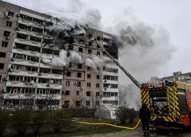 8TET-Thế giới chưa thể im tiếng súng -0