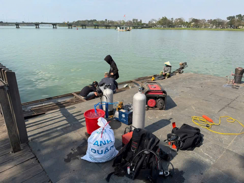 Tìm thấy lượng vàng thứ hai của người dân đánh rơi xuống sông Hương -0