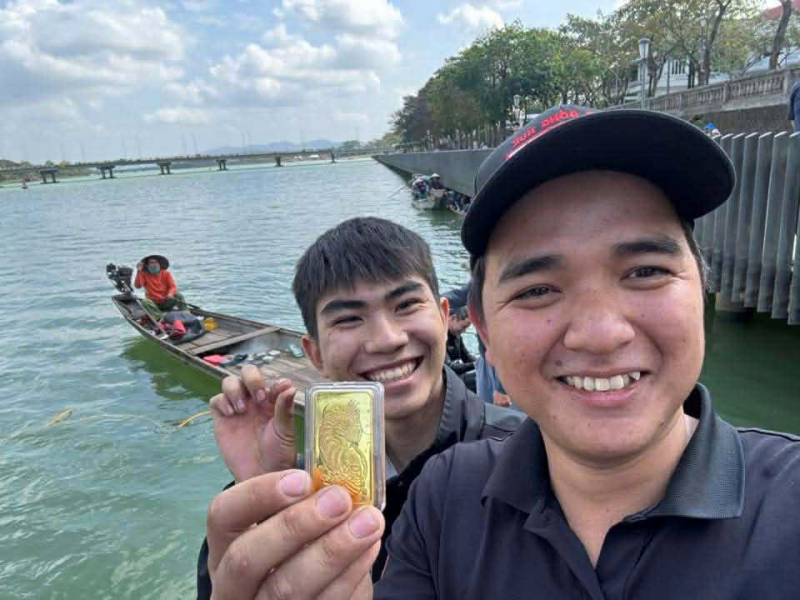 Tìm thấy lượng vàng thứ hai của người dân đánh rơi xuống sông Hương -0