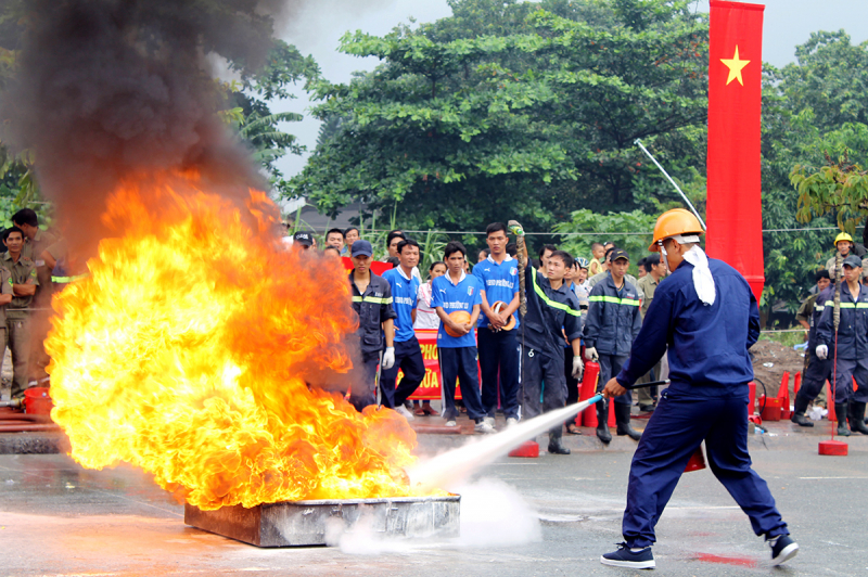 th-c hành t-t k- nang ch-a cháy s- giúp công tác phòng ng-a ch- d-ng hon.jpg -0