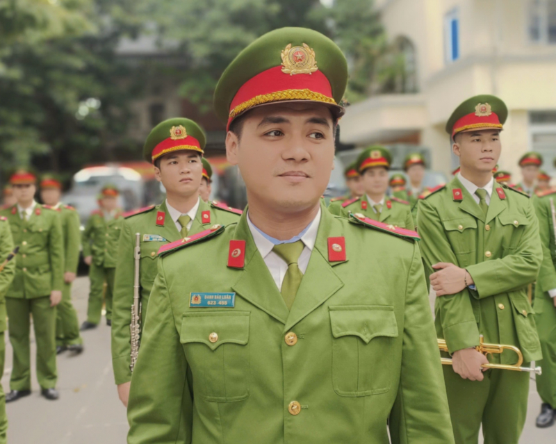 Dàn nhạc kèn CAND lớn nhất từ trước đến nay biểu diễn chào mừng Đại hội Đảng -0